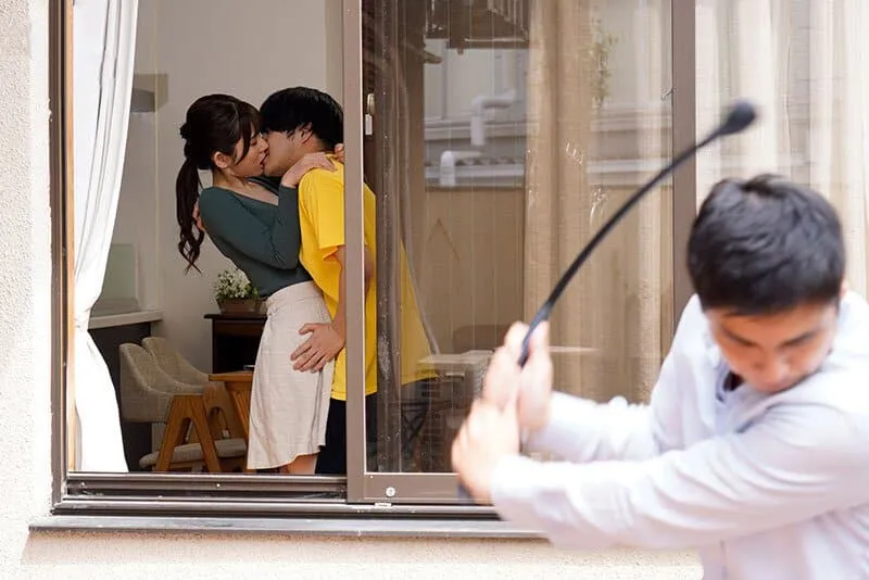 ông chồng mãi mê với công việc, bà xã nảy sinh tình cảm với em chồng yêu vì cô đơn